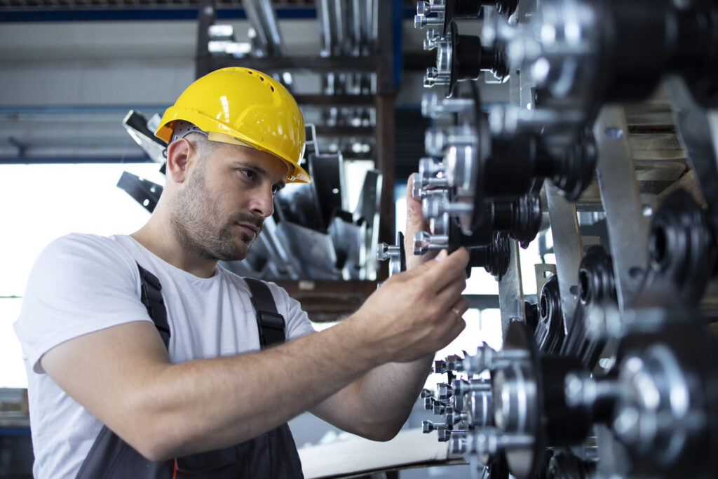 Los tipos de mantenimiento industrial mejoran la seguridad de los operarios